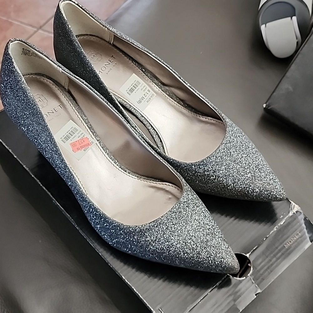 Monet sparkle heels size 8.5